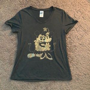 Disney Mickey and Minnie tee shirt women’s M